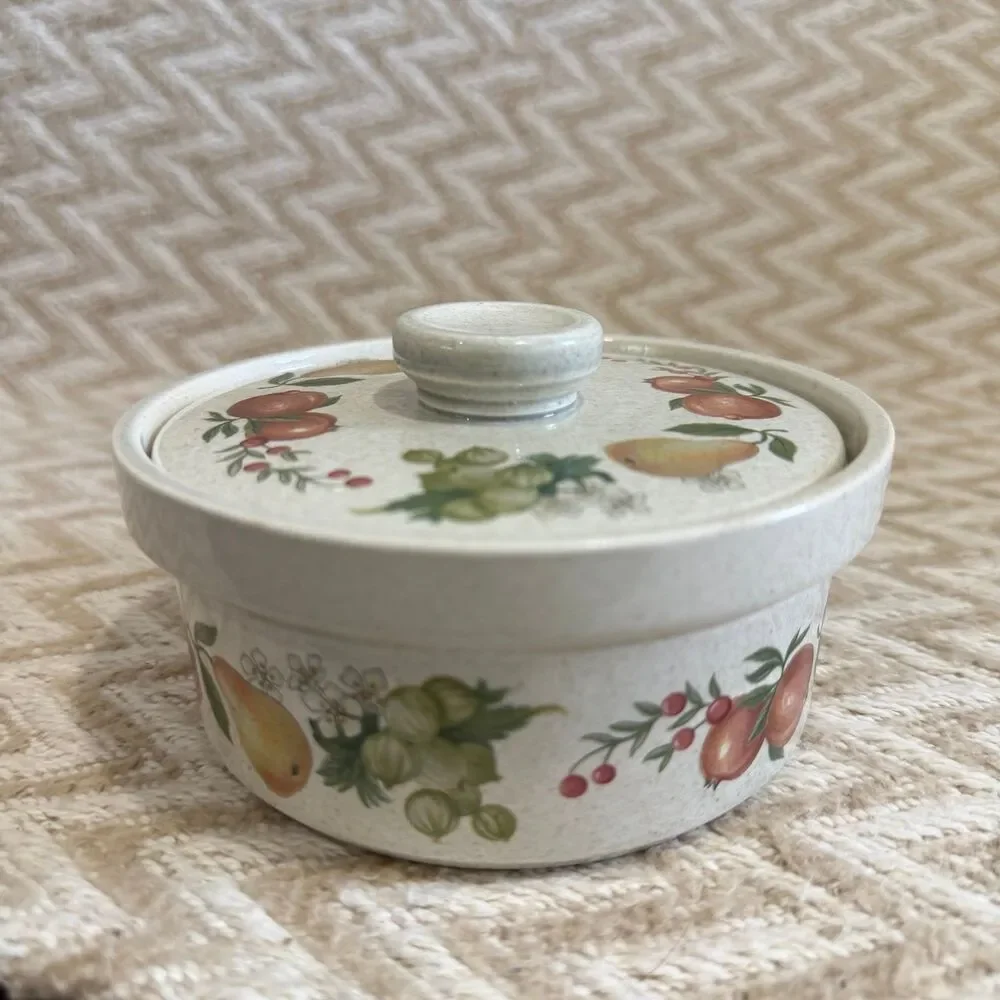 Quince by Wedgewood Individual Casserole Dish With Lid Stoneware